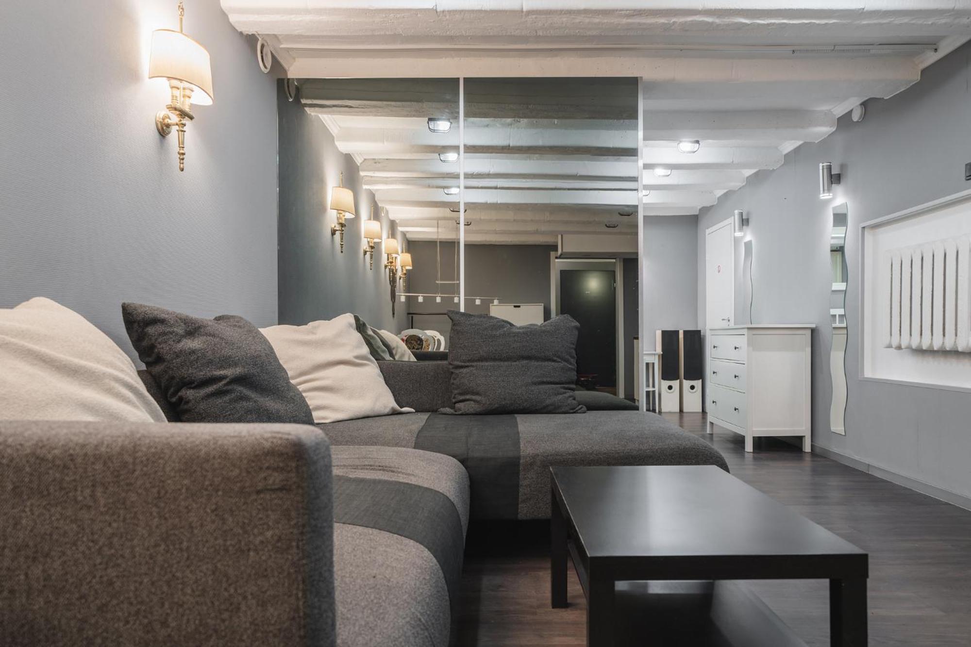 Islandijos Self Check-In Basement Apartments VNO Exterior photo