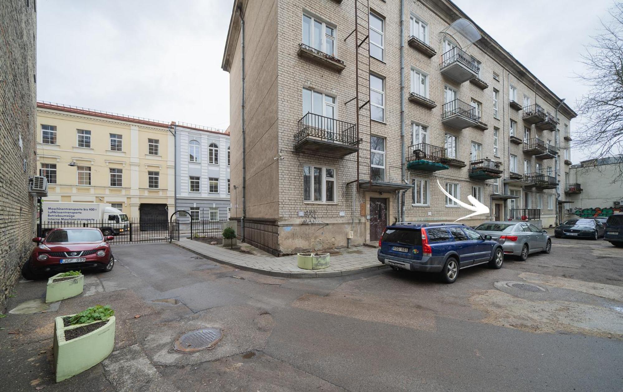 Islandijos Self Check-In Basement Apartments VNO Exterior photo